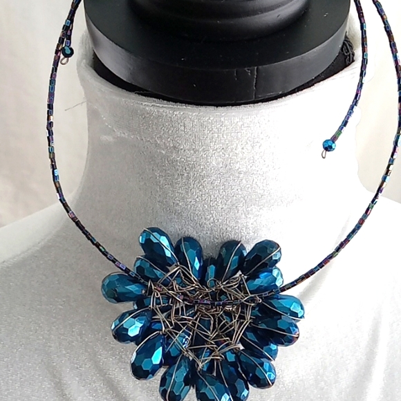 Handmade-Wired Blue Faceted Beaded Flower Necklace - Picture 5 of 5